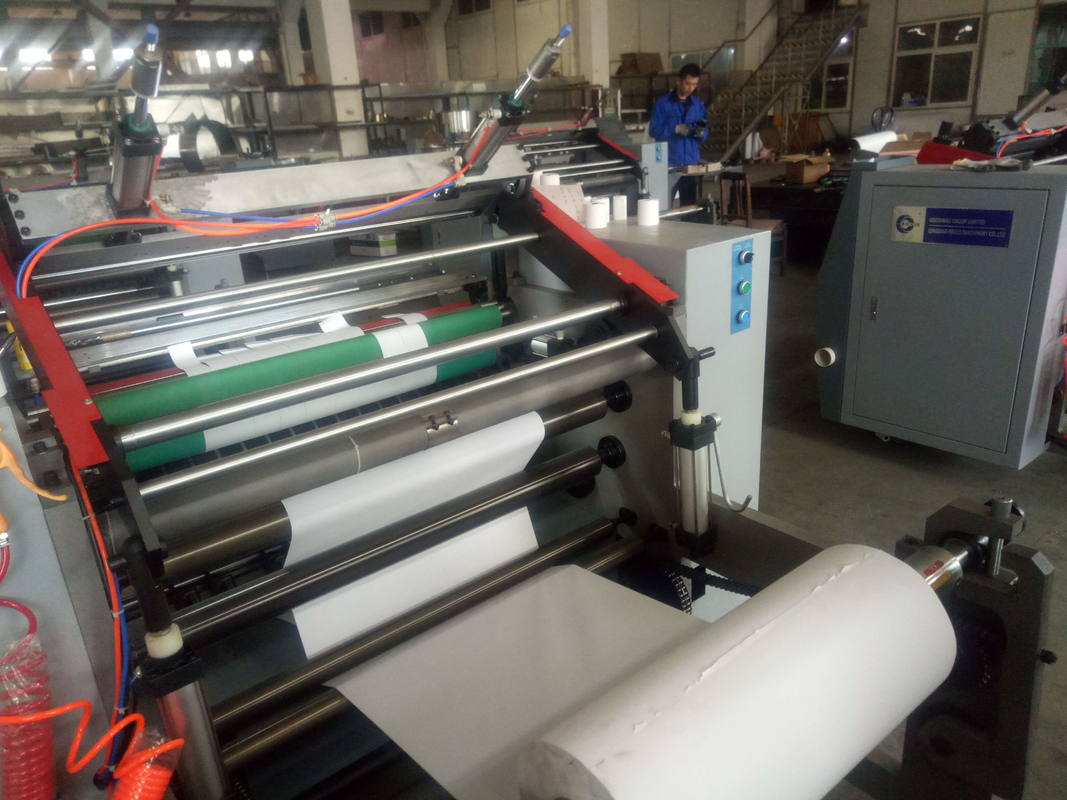 Inflatable Shaft and Flattening Roller Thermal Paper Slitting Machine for Smooth Operation